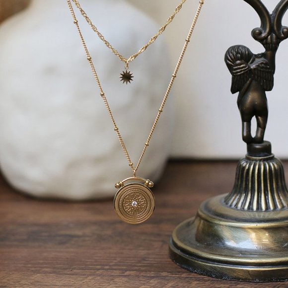NEW 18K Gold Plated Vintage Diamond Coin Star Double Layer Necklace - Picture 2 of 14